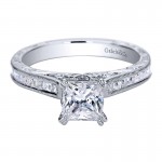Engagement Ring 14k White Gold Diamond Straight